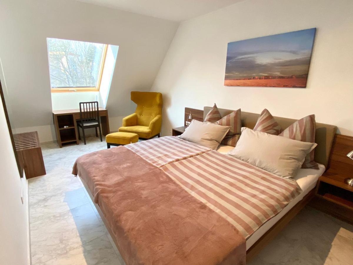 Lilie Appartement In Heviz Mit Tiefgarage, New And Modern 外观 照片