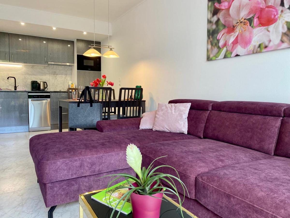 Lilie Appartement In Heviz Mit Tiefgarage, New And Modern 外观 照片